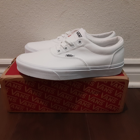 Vans - Picture 2 of 4